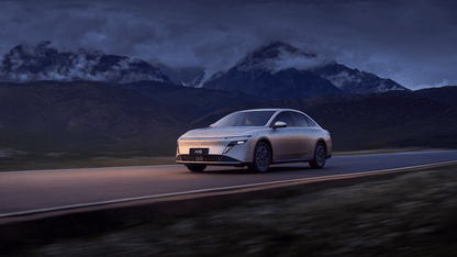 Nissan N6 Plug-in Hybrid Sedan